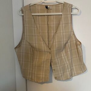 H&M Beige Plaid Cropped Vest